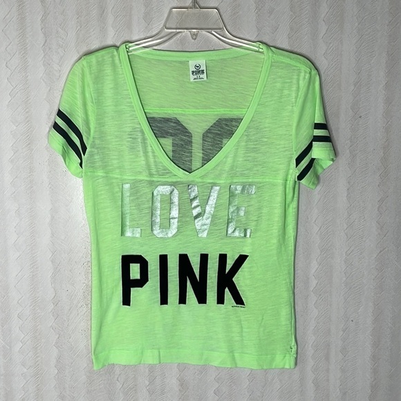 ❤️ LOVE PINK V-Neck Tshirt Size SP - Picture 2 of 4